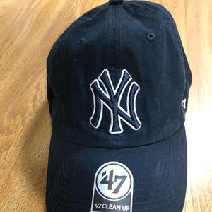 New York Yankee’s “Dad hat”